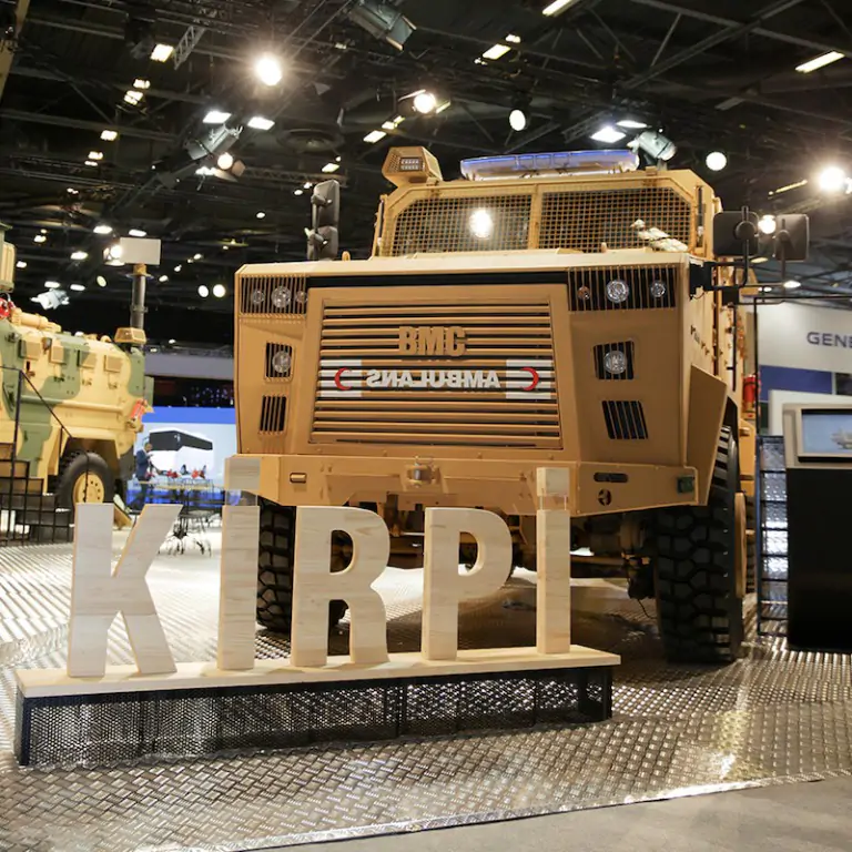 BMC YENİLENEN ÜRÜNLERİ İLE EUROSATORY’DE GÖVDE GÖSTERİSİ YAPIYOR!